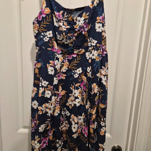 Skater Dress with pockets - Picture 1 of 3